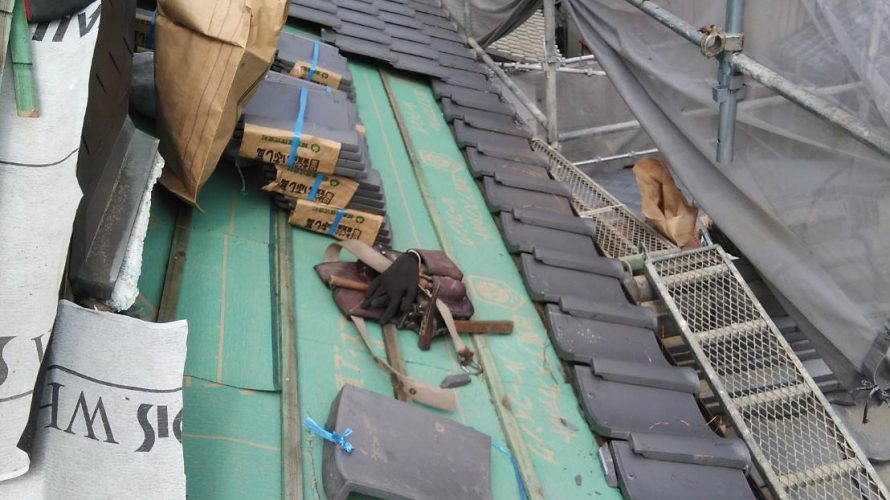 寝屋川市にて屋根修理（葺き替え工事）